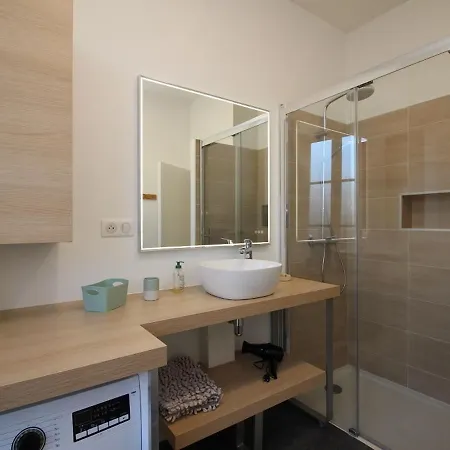 Appartement Centre - Beau T2 Renove, Wifi Et Cuisine Equipee - Fr-1-608-159 La Bourboule