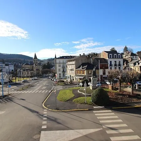 Centre - Beau T2 Renove, Wifi Et Cuisine Equipee - Fr-1-608-159 Appartement La Bourboule